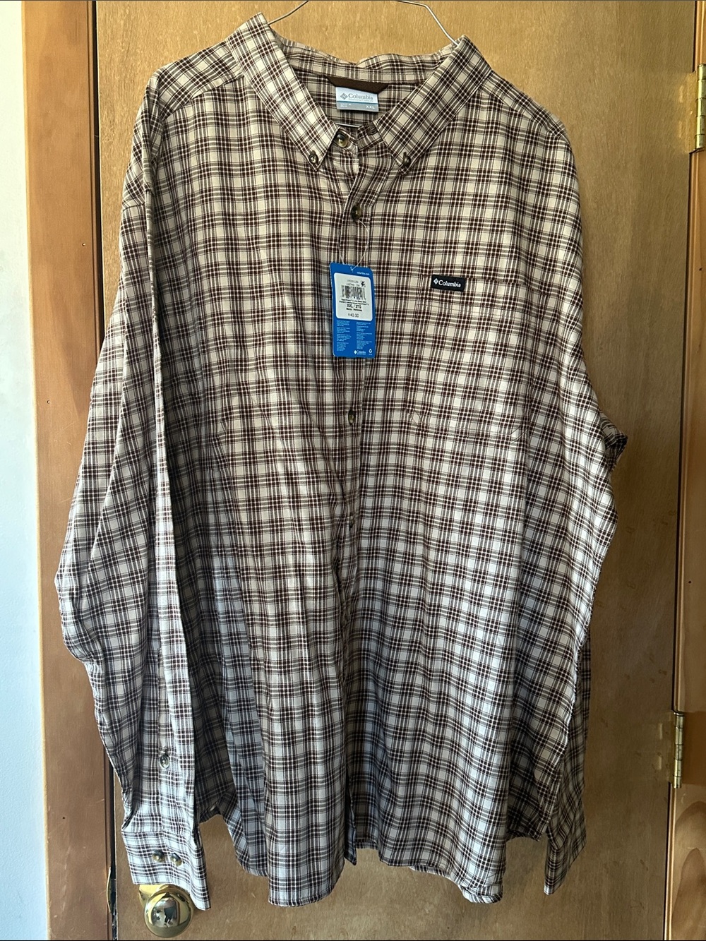 Columbia Men’s Beige and Brown Plaid Button-Down Shirt